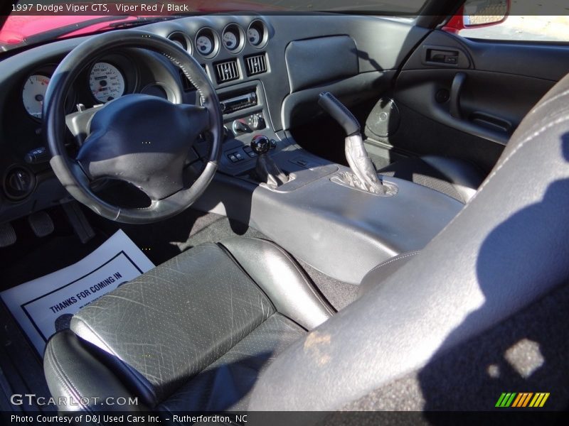 Viper Red / Black 1997 Dodge Viper GTS