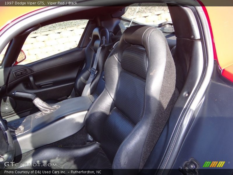 Viper Red / Black 1997 Dodge Viper GTS