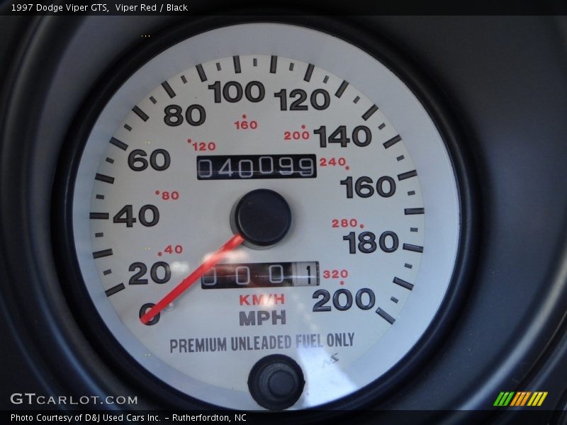 Viper Red / Black 1997 Dodge Viper GTS