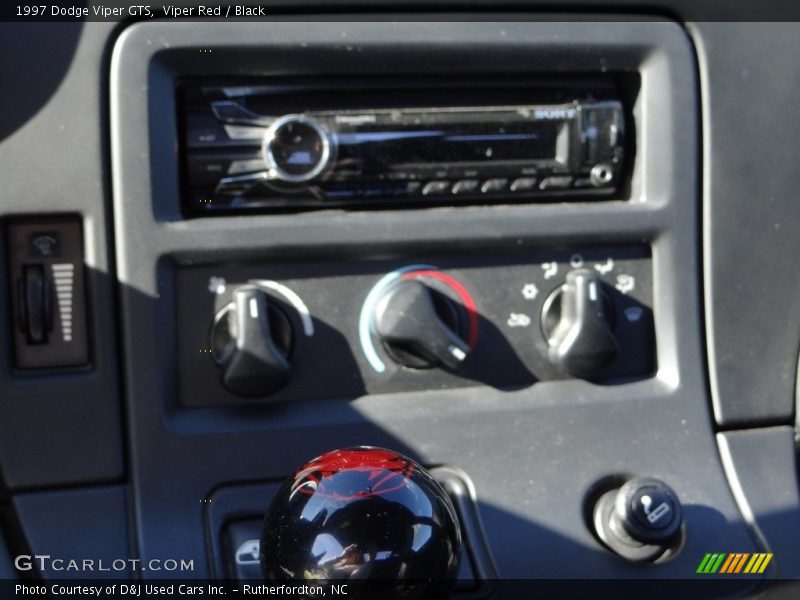 Viper Red / Black 1997 Dodge Viper GTS