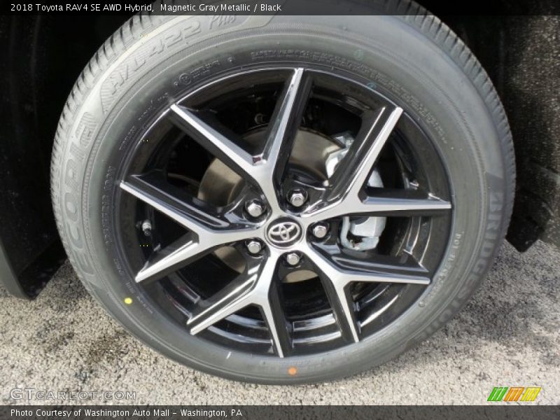 Magnetic Gray Metallic / Black 2018 Toyota RAV4 SE AWD Hybrid