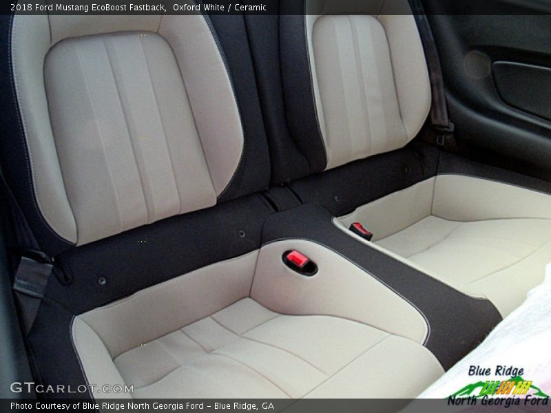 Oxford White / Ceramic 2018 Ford Mustang EcoBoost Fastback
