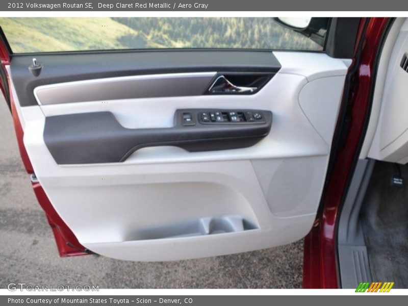 Deep Claret Red Metallic / Aero Gray 2012 Volkswagen Routan SE