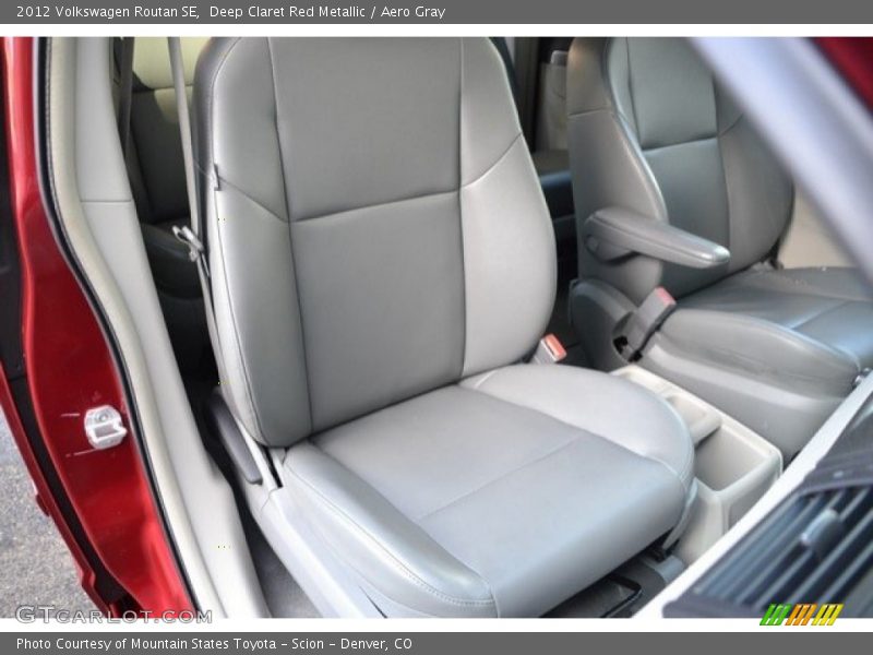 Deep Claret Red Metallic / Aero Gray 2012 Volkswagen Routan SE