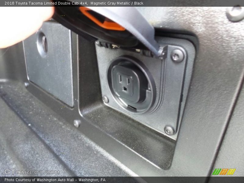 Magnetic Gray Metallic / Black 2018 Toyota Tacoma Limited Double Cab 4x4