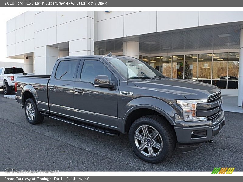 Front 3/4 View of 2018 F150 Lariat SuperCrew 4x4