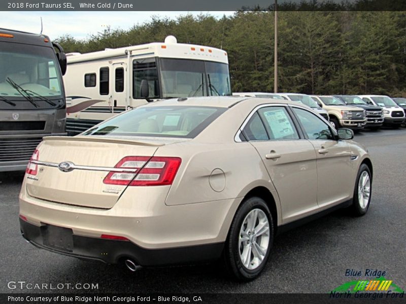 White Gold / Dune 2018 Ford Taurus SEL