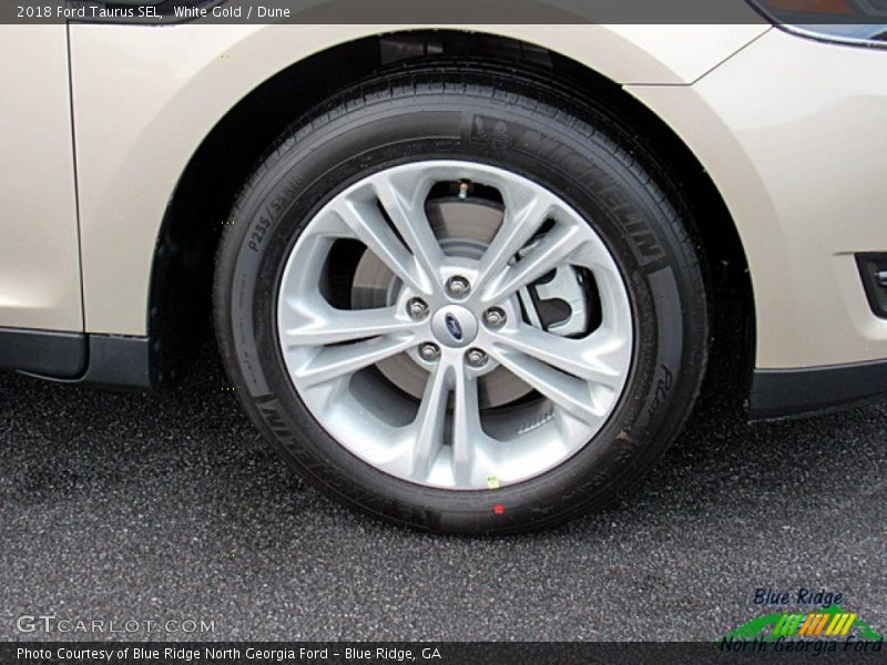 White Gold / Dune 2018 Ford Taurus SEL