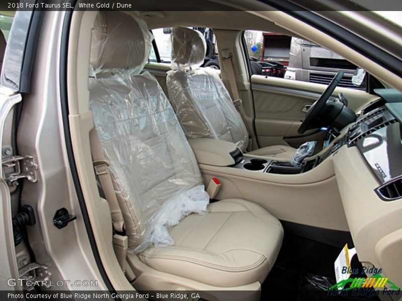 White Gold / Dune 2018 Ford Taurus SEL