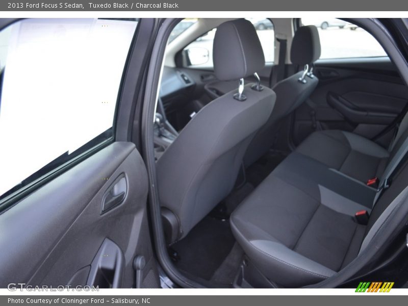 Tuxedo Black / Charcoal Black 2013 Ford Focus S Sedan