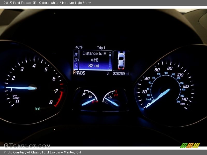 Oxford White / Medium Light Stone 2015 Ford Escape SE