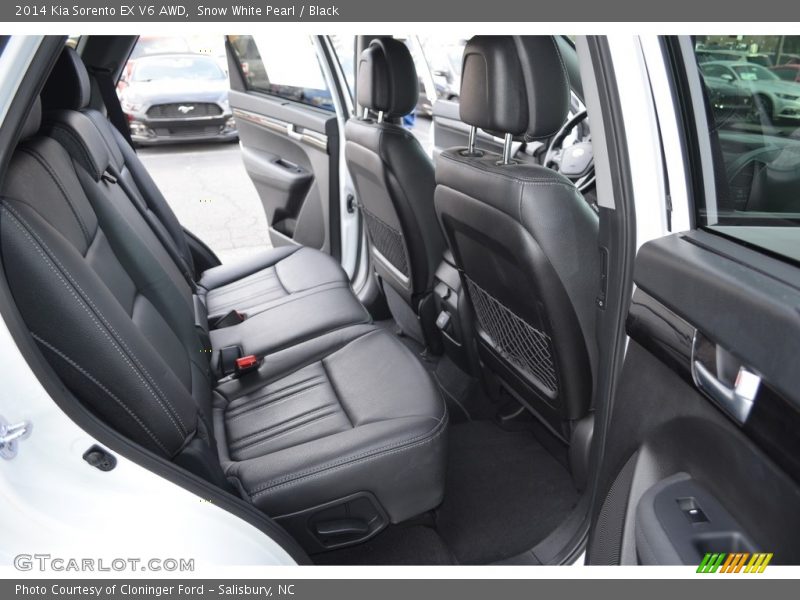 Snow White Pearl / Black 2014 Kia Sorento EX V6 AWD