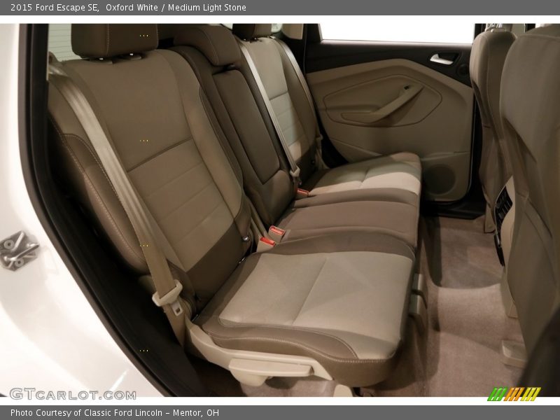 Oxford White / Medium Light Stone 2015 Ford Escape SE
