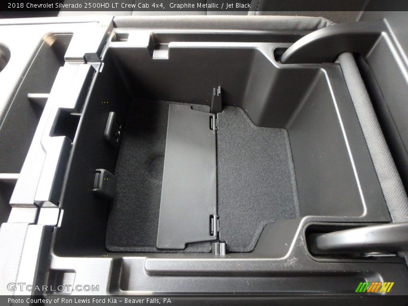 Graphite Metallic / Jet Black 2018 Chevrolet Silverado 2500HD LT Crew Cab 4x4