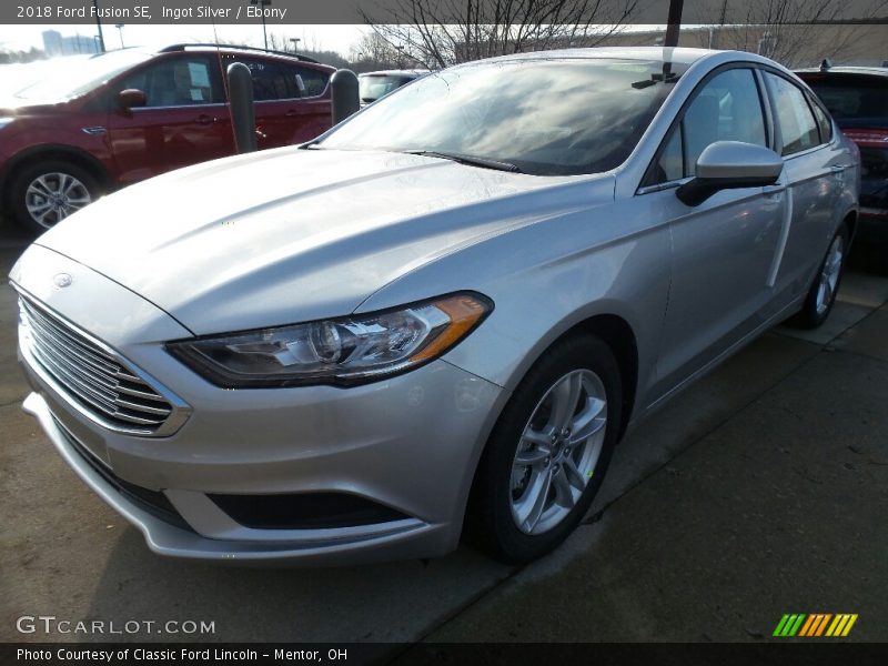 Ingot Silver / Ebony 2018 Ford Fusion SE