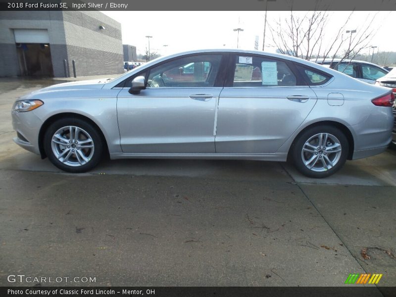 Ingot Silver / Ebony 2018 Ford Fusion SE