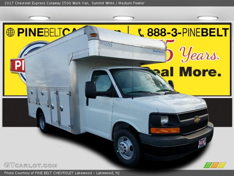 Summit White / Medium Pewter 2017 Chevrolet Express Cutaway 3500 Work Van