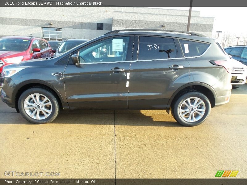 Magnetic / Charcoal Black 2018 Ford Escape SE 4WD