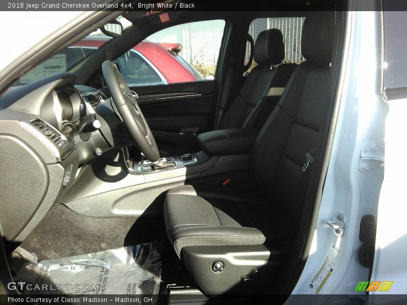 Bright White / Black 2018 Jeep Grand Cherokee Overland 4x4