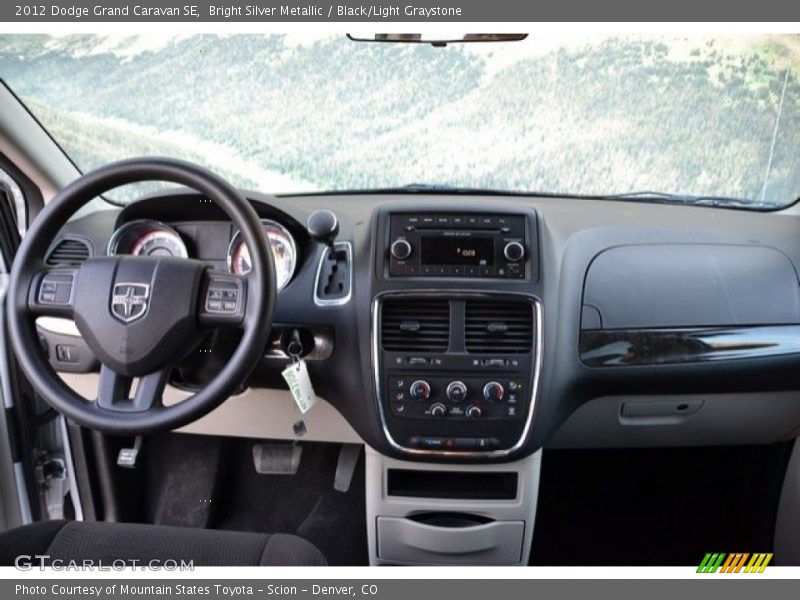 Bright Silver Metallic / Black/Light Graystone 2012 Dodge Grand Caravan SE