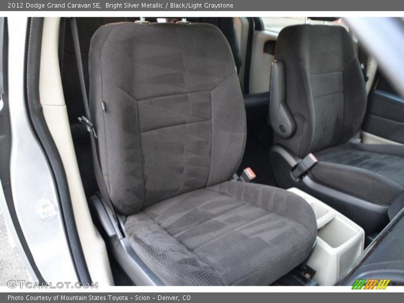 Bright Silver Metallic / Black/Light Graystone 2012 Dodge Grand Caravan SE