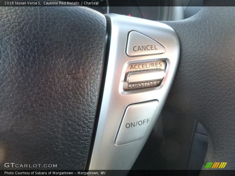 Cayenne Red Metallic / Charcoal 2018 Nissan Versa S