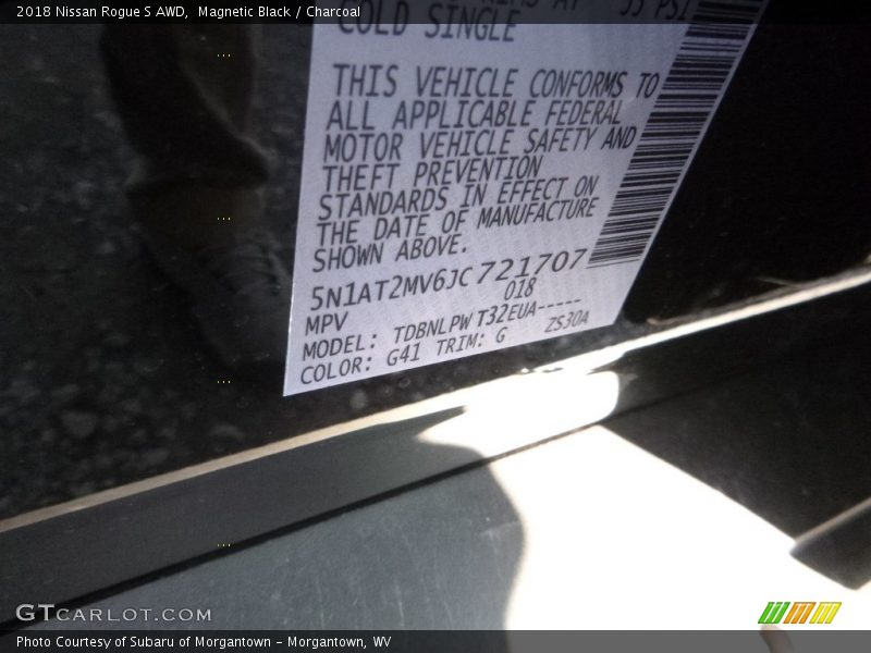 Magnetic Black / Charcoal 2018 Nissan Rogue S AWD