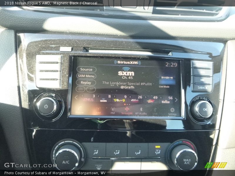 Magnetic Black / Charcoal 2018 Nissan Rogue S AWD