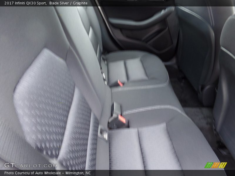 Blade Silver / Graphite 2017 Infiniti QX30 Sport
