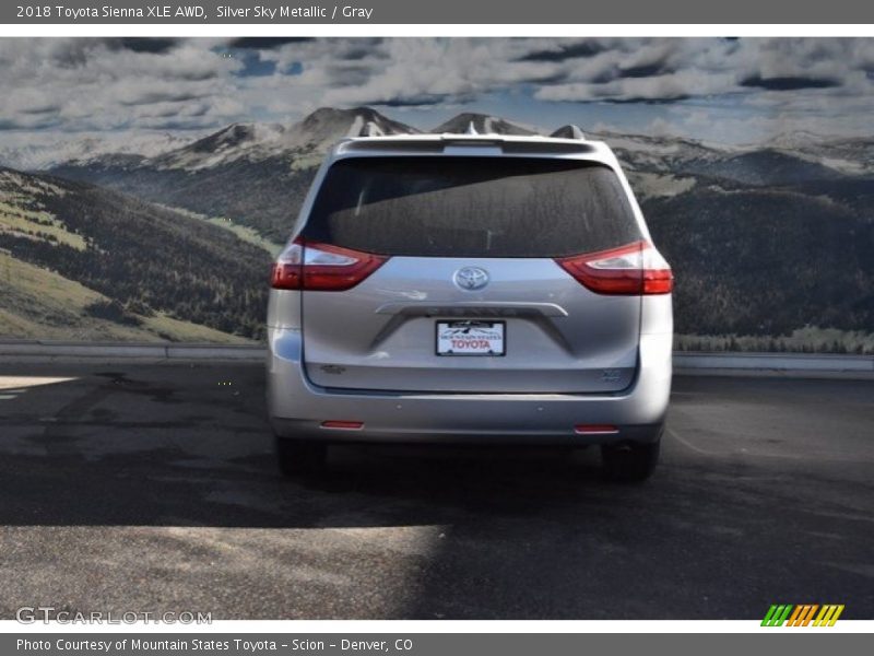 Silver Sky Metallic / Gray 2018 Toyota Sienna XLE AWD