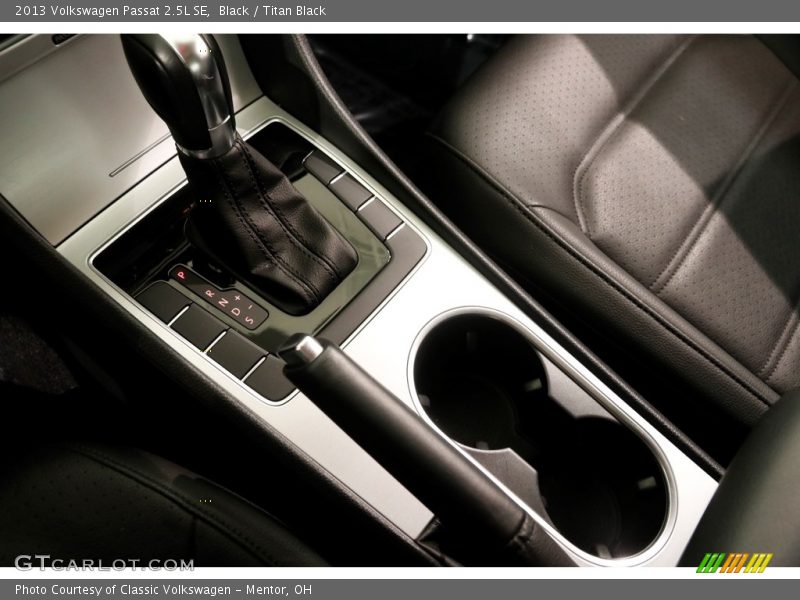 Black / Titan Black 2013 Volkswagen Passat 2.5L SE
