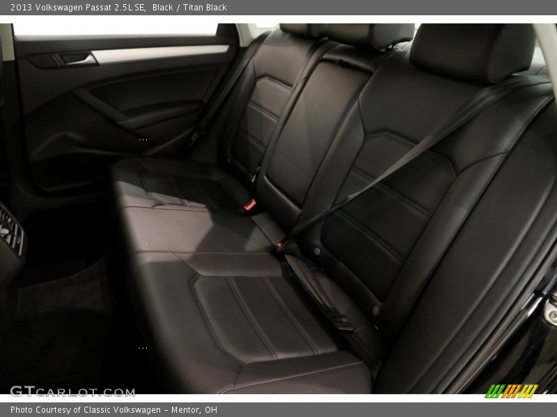 Black / Titan Black 2013 Volkswagen Passat 2.5L SE