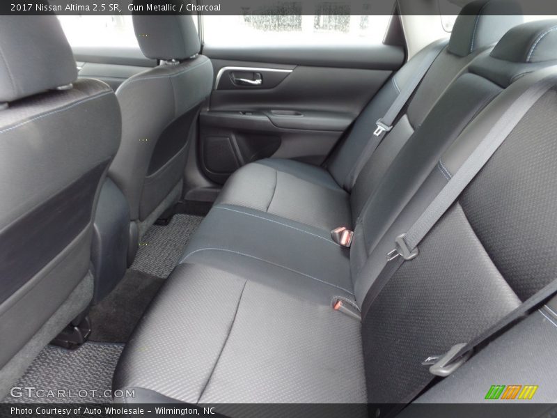 Gun Metallic / Charcoal 2017 Nissan Altima 2.5 SR