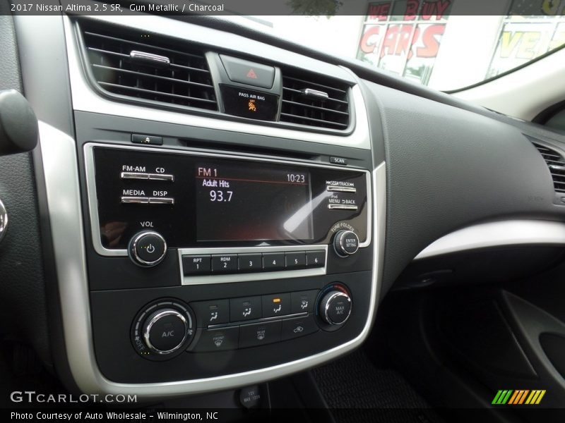 Gun Metallic / Charcoal 2017 Nissan Altima 2.5 SR