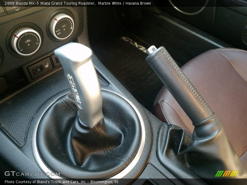 Marble White / Havana Brown 2009 Mazda MX-5 Miata Grand Touring Roadster