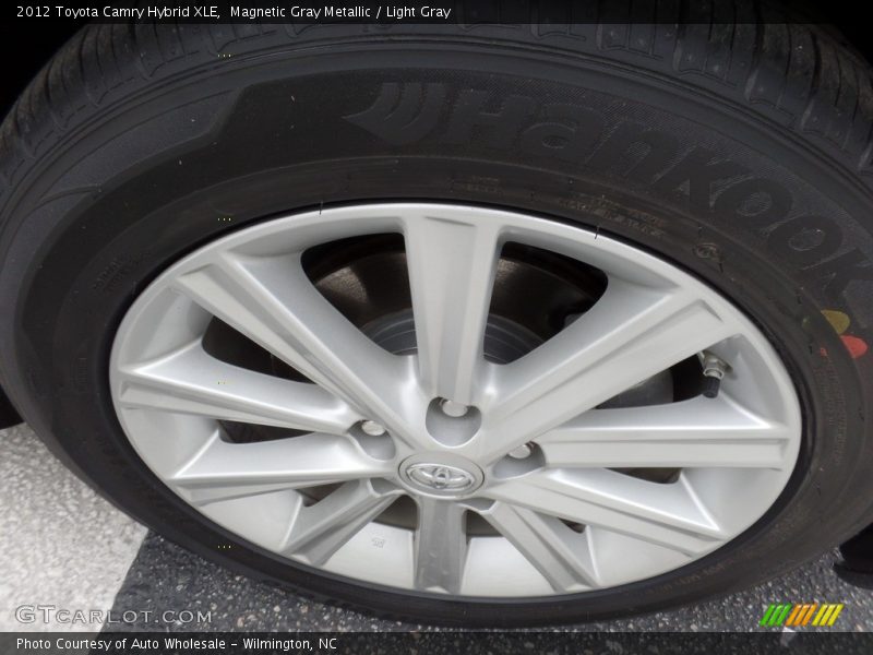 Magnetic Gray Metallic / Light Gray 2012 Toyota Camry Hybrid XLE