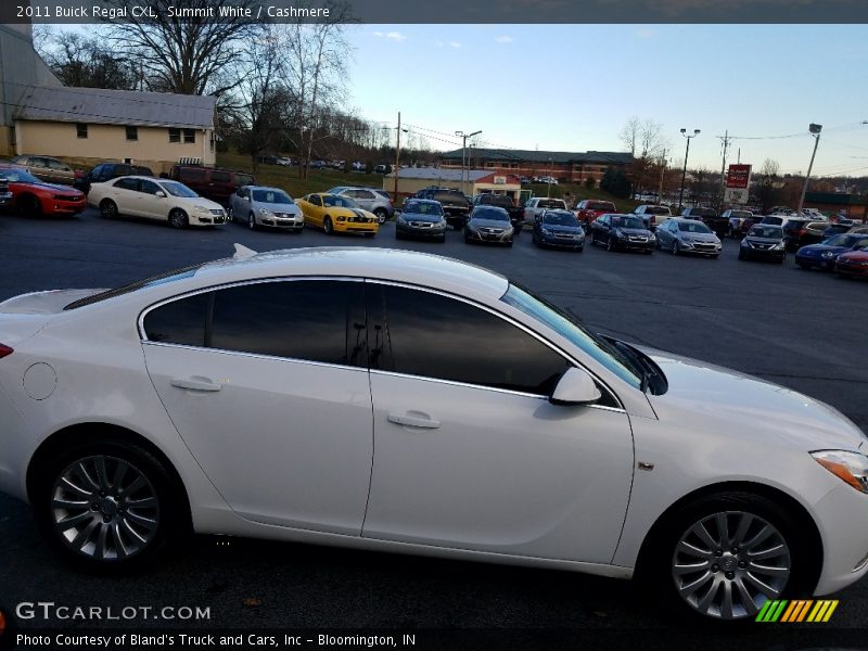 Summit White / Cashmere 2011 Buick Regal CXL