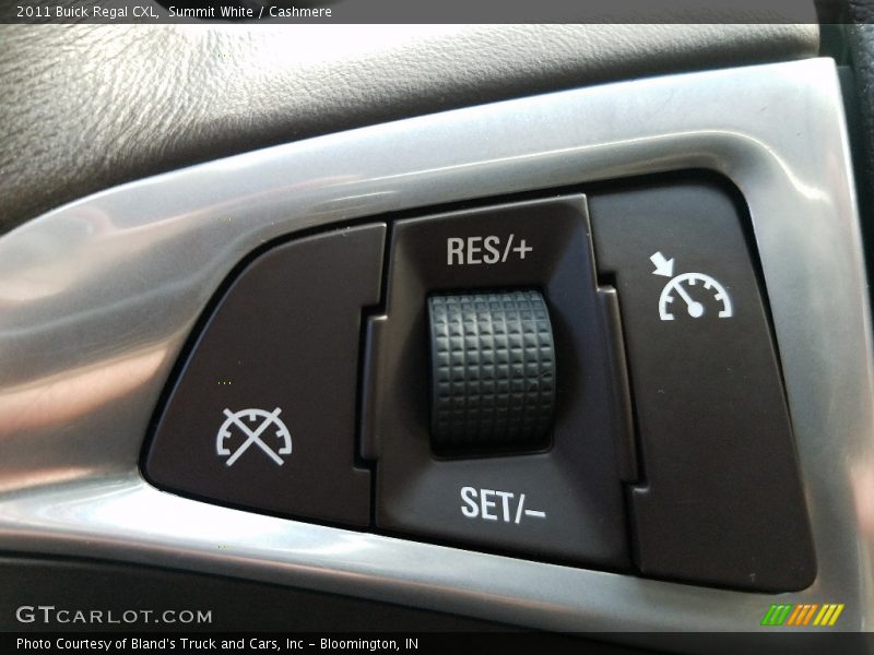 Summit White / Cashmere 2011 Buick Regal CXL