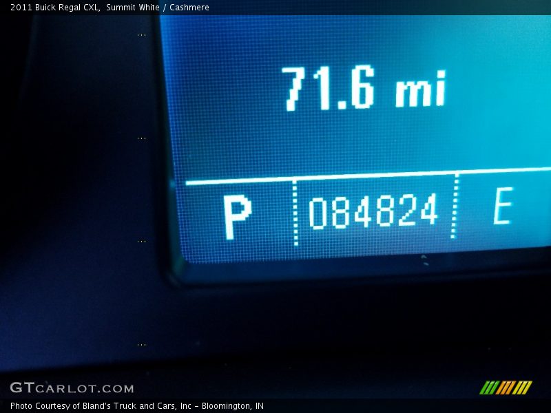 Summit White / Cashmere 2011 Buick Regal CXL