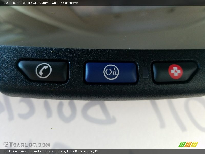 Summit White / Cashmere 2011 Buick Regal CXL