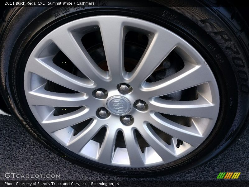Summit White / Cashmere 2011 Buick Regal CXL
