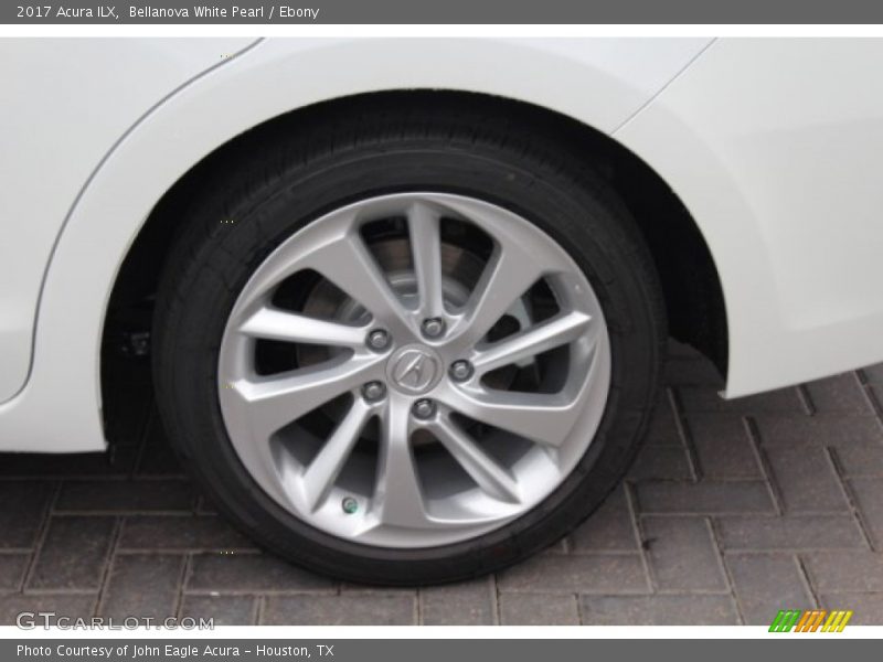 Bellanova White Pearl / Ebony 2017 Acura ILX
