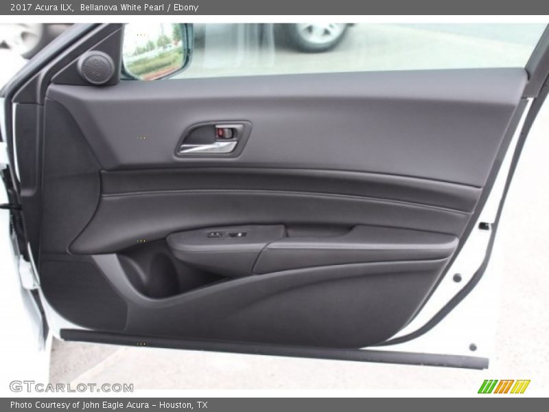 Bellanova White Pearl / Ebony 2017 Acura ILX