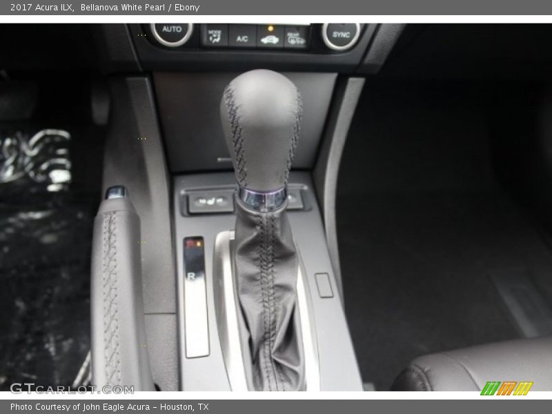 Bellanova White Pearl / Ebony 2017 Acura ILX