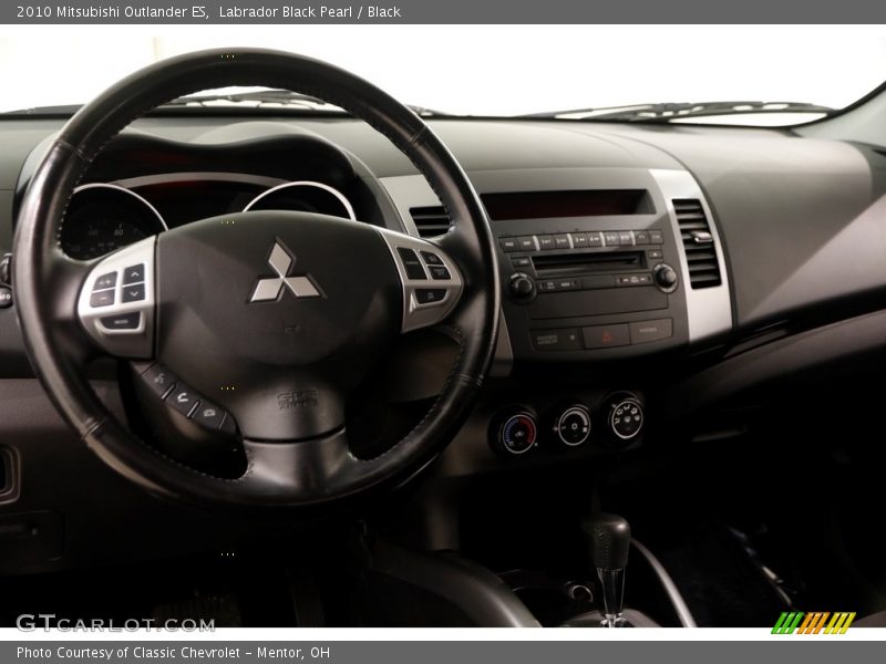 Labrador Black Pearl / Black 2010 Mitsubishi Outlander ES
