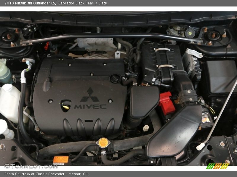 Labrador Black Pearl / Black 2010 Mitsubishi Outlander ES