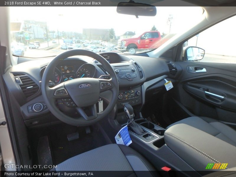White Gold / Charcoal Black 2018 Ford Escape SE 4WD