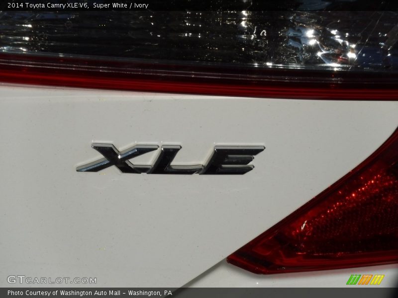 Super White / Ivory 2014 Toyota Camry XLE V6