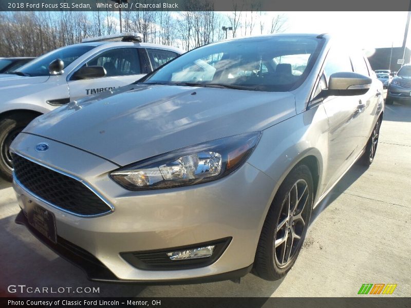 White Gold / Charcoal Black 2018 Ford Focus SEL Sedan