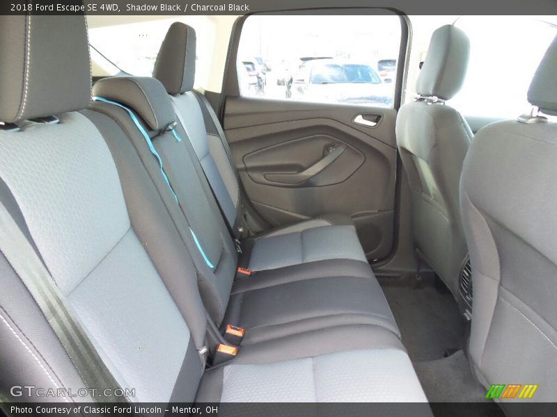 Shadow Black / Charcoal Black 2018 Ford Escape SE 4WD